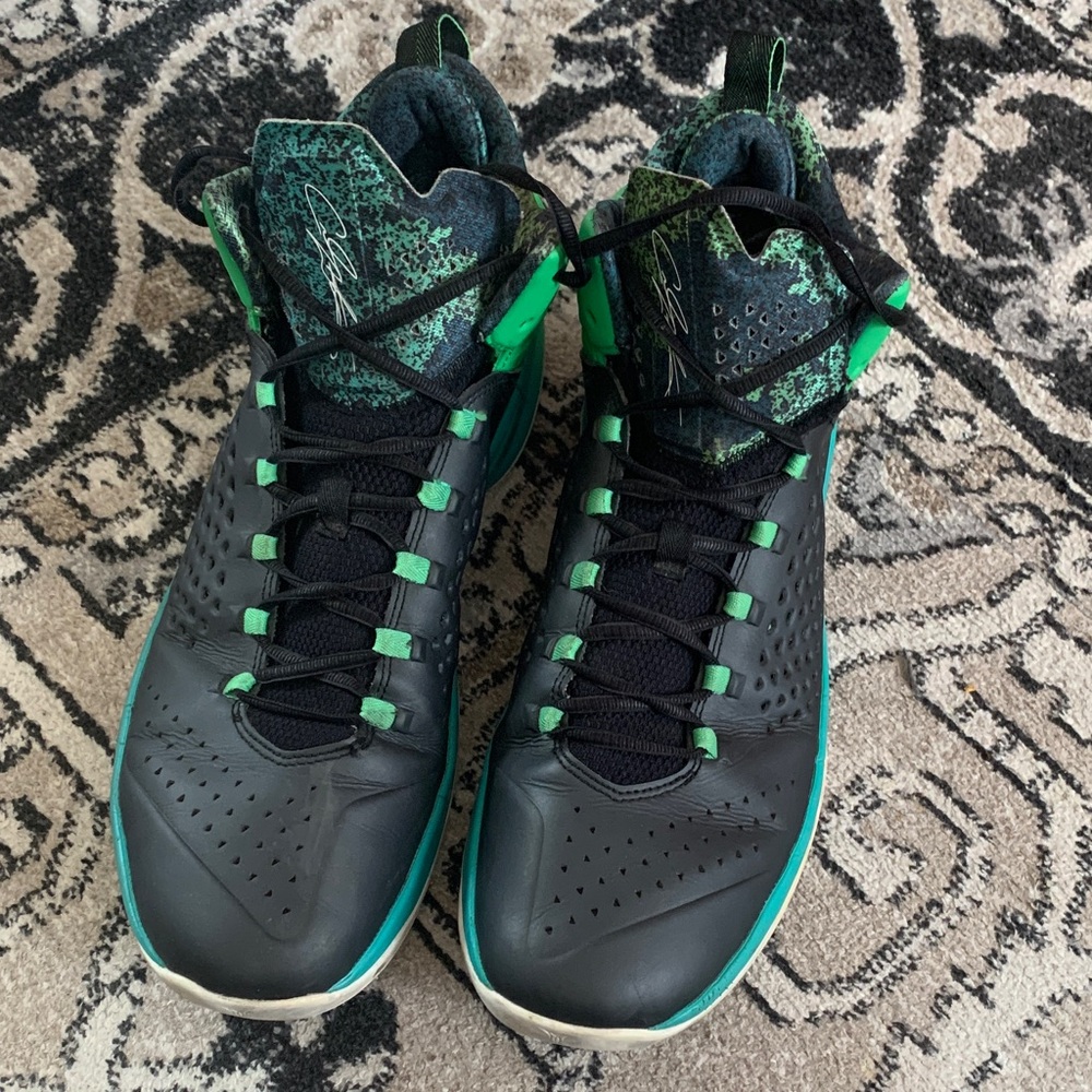 Jordan Melo M11 - Picture 2 of 4